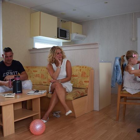 Baarland Camping Scheldeoord מראה חיצוני תמונה